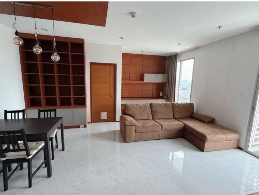 ให้เช่า คอนโด วิลล่า สาทร ชั้น 25 ขนาด 84 ตรม. ราคา 32,0000บาท-เดือน 1