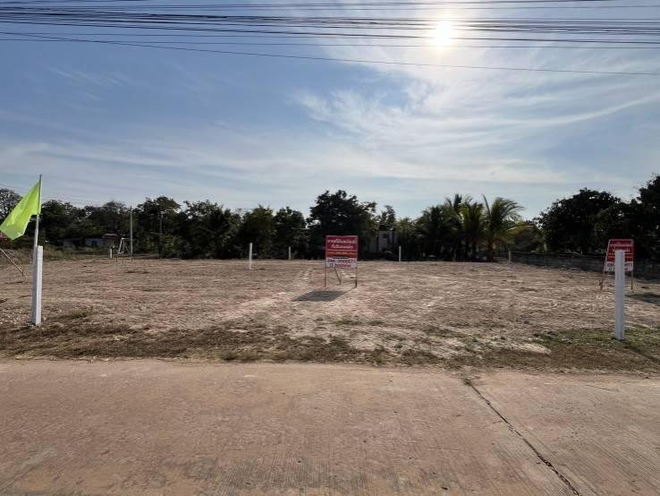 ขายที่ดินถมแล้ว หมู่บ้าน ตชด.โคกสว่าง ใกล้ศาลากลางสกลนคร 1