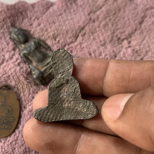 ปล่อยพระเก่า 5 องค์ไม่ขายแยก รูปที่ 9