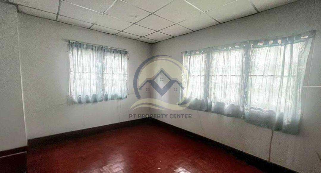 โครงการสรานนท์ ทาวน์โฮม 2.5 ชั้น ลาดพร้าว 101 ซอย 50 ขายตามสภาพ เหมาะสำหรับรีโนเวท ต่อรองได้ ทำเลโซนลาดพร้าว 8