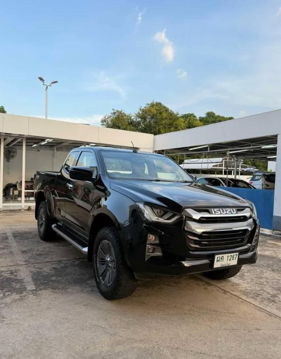  Isuzu D-max วีครอส 2