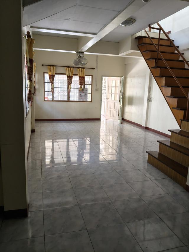 ให้เช่าบ้าน หมู่บ้านพระปิ่น 3 2