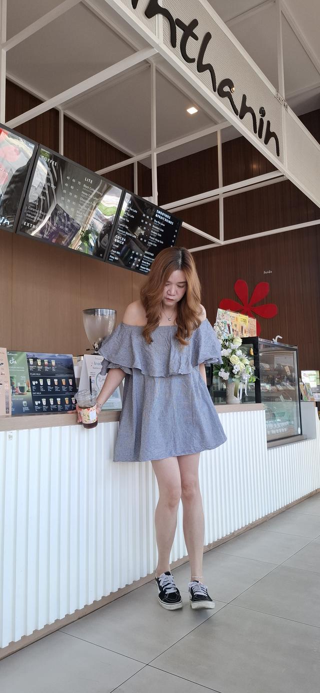 ขายเสื้อผ้ามือสองของเทนนิส