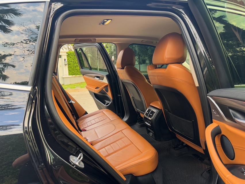 รหัสรถ AVA5567 ✨ BMW X3 xDrive20d xLine (รหัส G01) ปี 2019 16