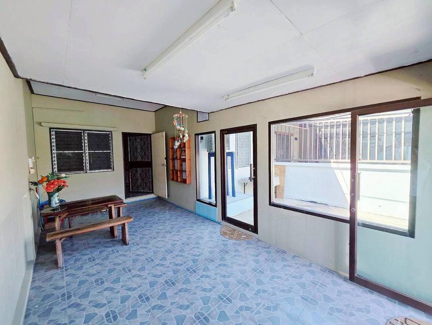 บ้าน ทาวเฮาส์ 27 ตรว. หมู่บ้านมณีรัตน์ 1 4