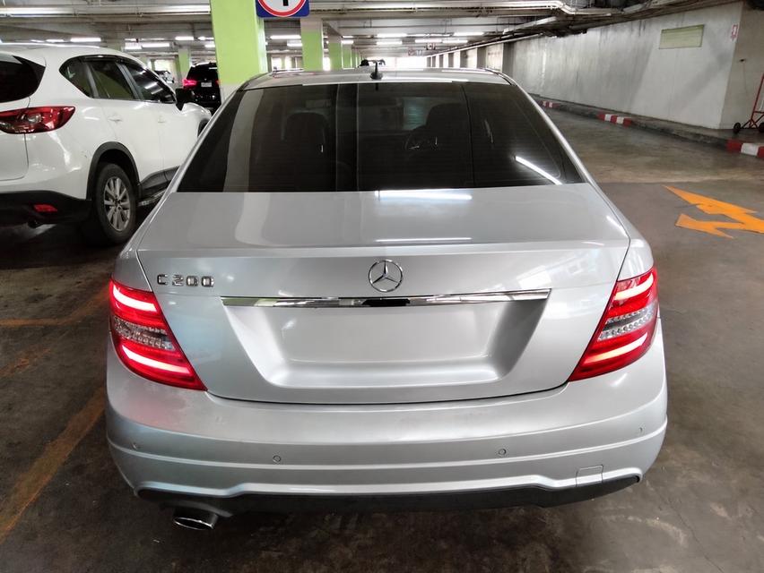 Mercedes-Benz C200 CGI (W204 Facelift) ปี 2013 จดปี 14 รูปที่ 6