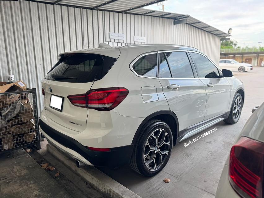 2021 BMW X1 20d Xline F48 (รถมือเดียว ออกศูนย์ ไม่มีอุบัติเหตุ) 3