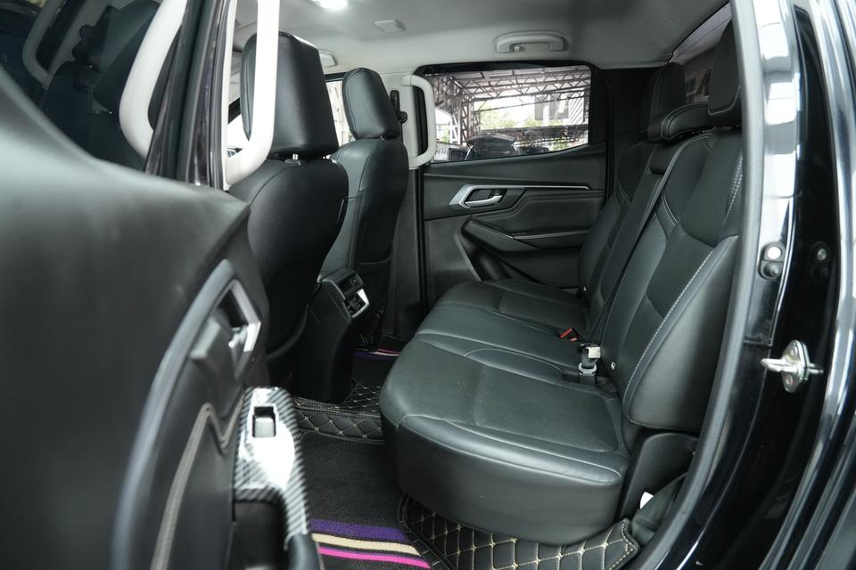2020 ISUZU D-MAX 3.0 CAB-4 Hi-Lander M เกียร์ออโต้ สีดำ เลขไมล์ 124855 กม. 14