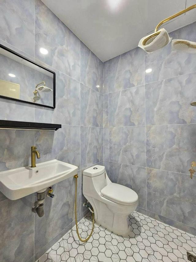 🔥 🏡 ✦ บ้านสวยพร้อมอยู่ ทำเลดี! ✦ 🏡 🔥 ขายทาวน์เฮาส์รีโนเวทใหม่ทั้งหลัง พร้อมเข้าอยู่ โซนนนทบุรี ✨ ราคาเพียง 1.59 ล้านบาท! 20