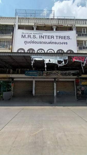 ขายตึกแถว 4.5 ชั้น 2 คูหา โครงการ MT คลองหลวง ติดถนนใหญ่ พื้นที่ 50 ตรว. ขายถูก เหมาะทำธุรกิจ 1