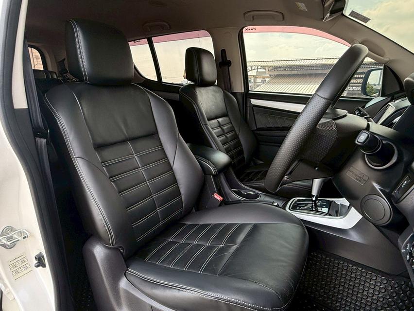 ISUZU MU-X The Iconic DVD Navi 1.9L DDi BluePower Turbo 11