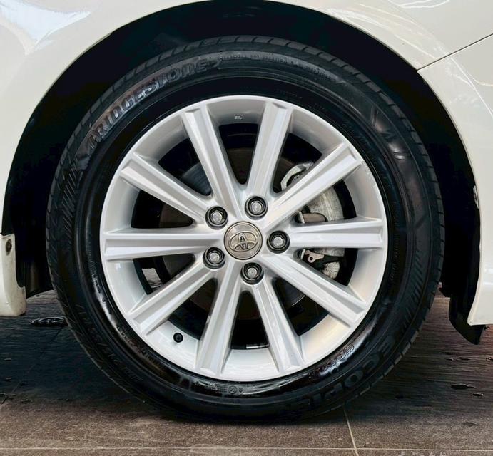 TOYOTA CAMRY 2.5 DVD ปี2013 รูปที่ 17