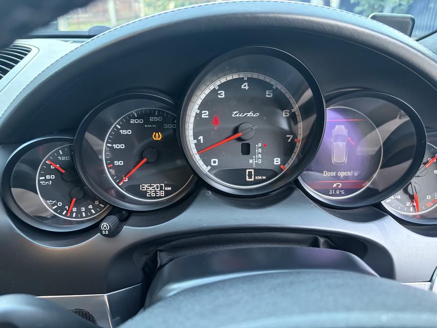 Porsche Cayenne Turbo 4.8L V8 Twin turbo 560 แรงม้า รุ่นหายากมาก เสียงดุดัน ใช้แก๊สโซฮอล์95 รูปที่ 19