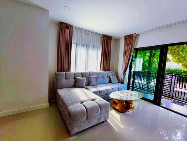 วงแหวน จตุโชติ แฟชั่นไอส์แลนด์ 3 กม. คฤหาสน์ ให้เช่าบ้านเดี่ยว 2 ชั้น 60ตรว 250ตรม. 4นอน 5น้ำ คลองสามวา ตลาดออเงิน 3.5 ก 3