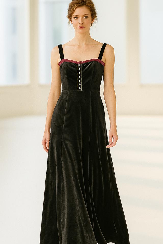 เดรสกํามะหยี่แม็กซี่ คอหวานประดับ Velvet Sweetheart Maxi Dress with Embellishment @SP043 2