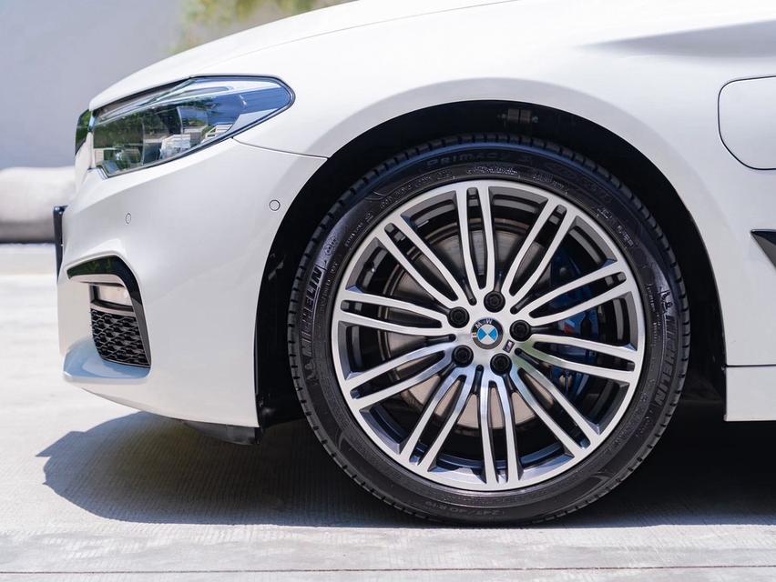 (แจ้งรหัสรถ 12AT9394) BMW 530e 2.0 M Sport โฉม G30 | ปีจด : 2020 รูปที่ 8