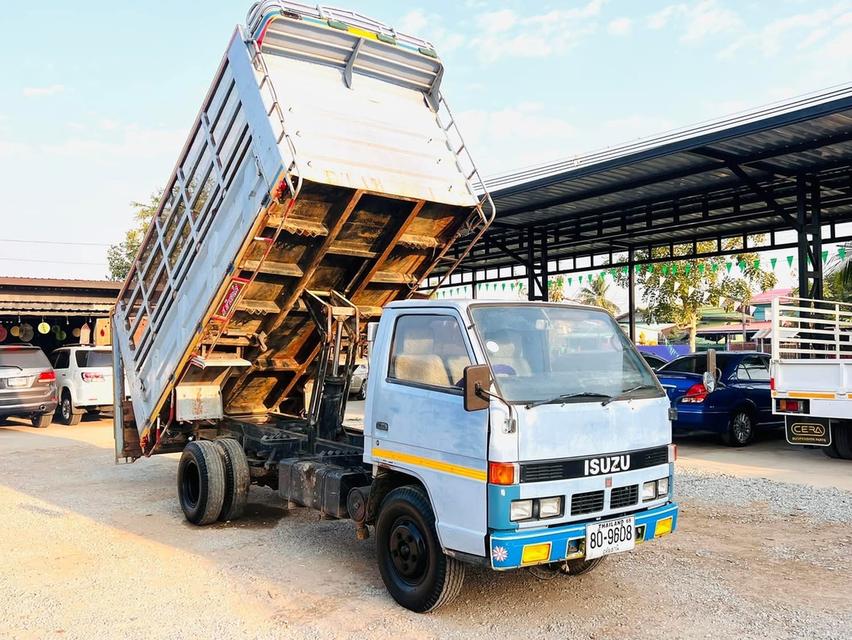 Isuzu NKR 110 Hp ปี 1992 3