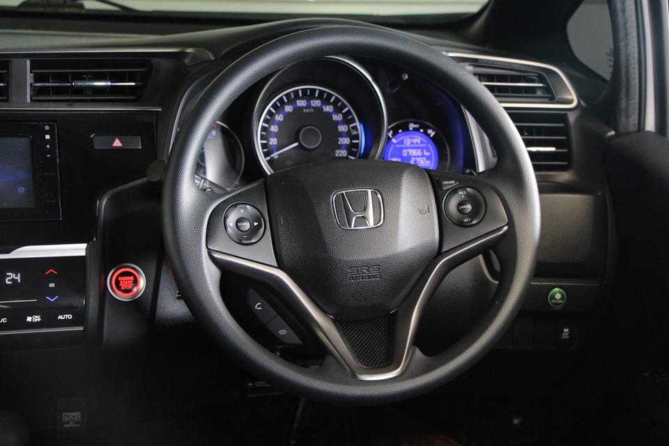 รหัสรถ TKG5425 HONDA JAZZ 1.5 RS ปี 2019