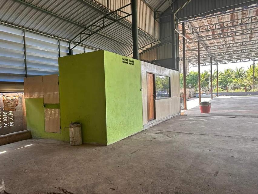 #ให้เช่าโรงงานโกดังสภาพดีมีห้องเย็นจังหวัดนครปฐม  วันดอนขนาก เนื้อที่ 3200 ตรม. (2ไร่ 1งาน)  2