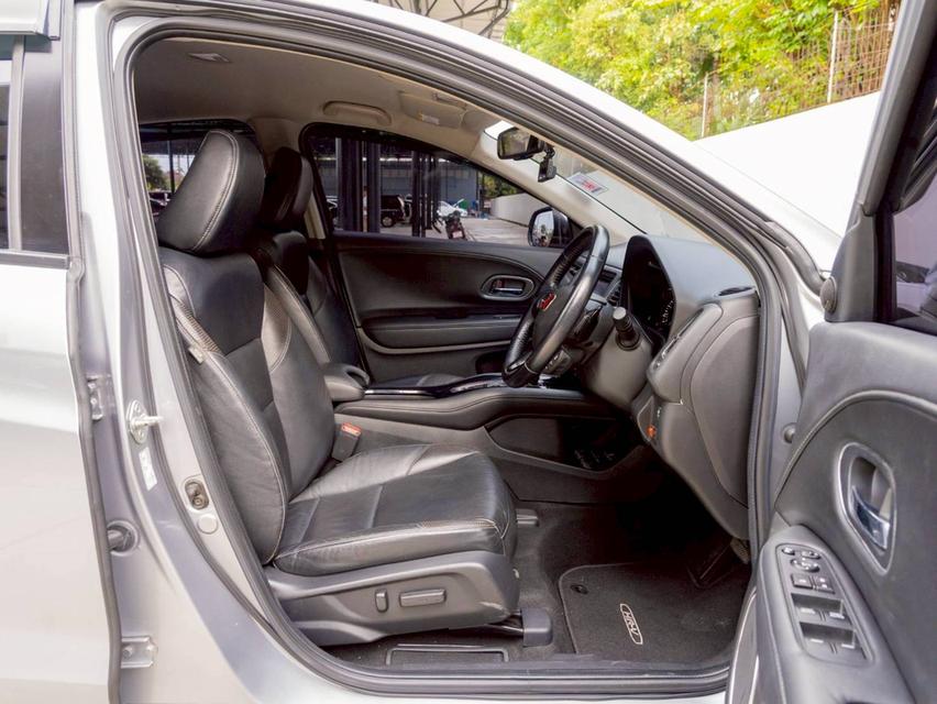 Honda HRV 1.8E Limited ปี18 13
