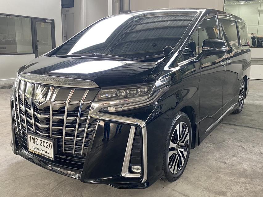 Toyota alphard