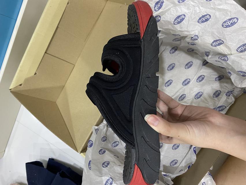 รองเท้า Scholl รุ่น Cyclone สีดำแดง รูปที่ 4