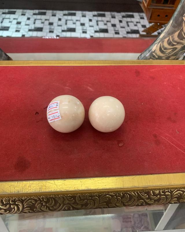 ลูกบอลหิน2 ชิ้น 4