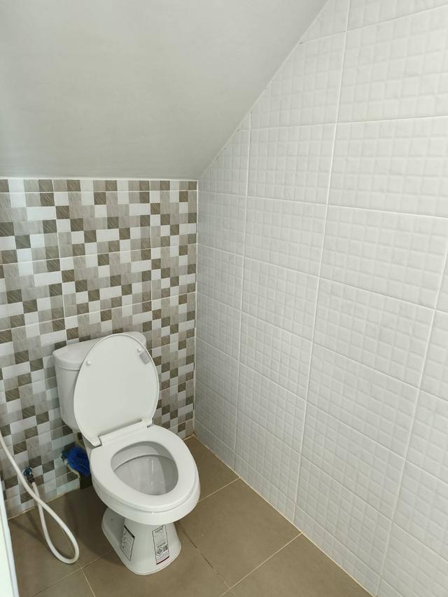 ตึกแถว 3 ชั้น ครึ่ง ถนนข้าวหลาม บางแสน จ.ชลบุรี 11