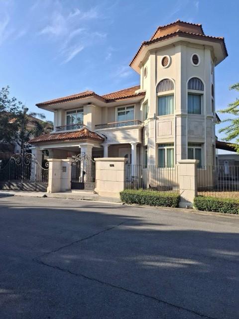 ให้เช่าบ้านเดี่ยวหรู 2ชั้น โครงการ Greenery Ville รามคำแหง112 เฟอร์นิเจอร์ครบ ใกล้สิ่งอำนวยความสะดวก เหมาะสำหรับครอบครัวหรือผู้บริหาร พร้อมเข้าอยู่ 1