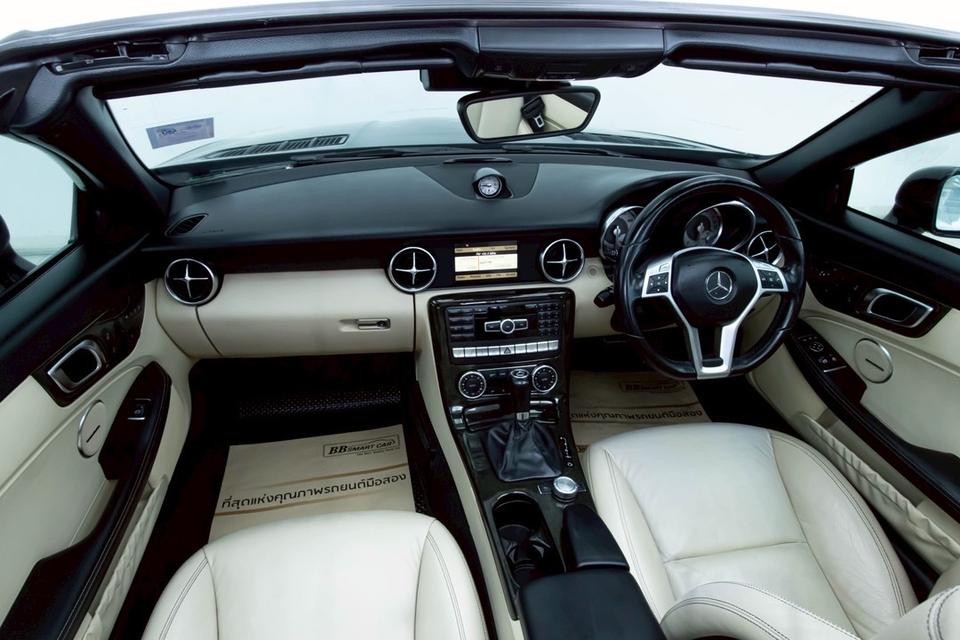 รหัสรถ 2A860 BENZ SLK200 AMG 2012