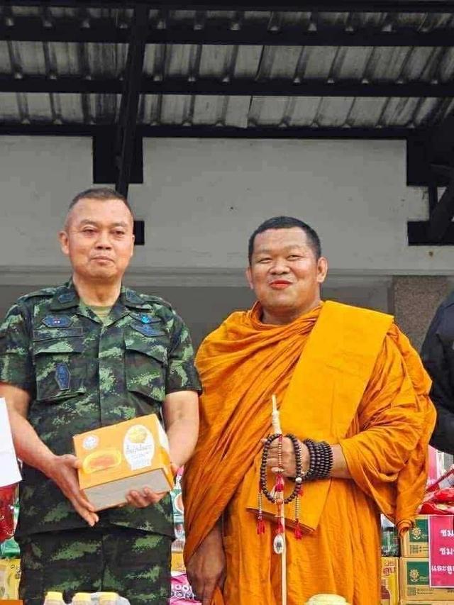 26] พระสมเด็จหนุมาน รุ่น คงกระพัน หลวงปู่ศิลา สิริจันโท เมตตาเขียนยันต์และอธิษฐานจิต รูปที่ 9