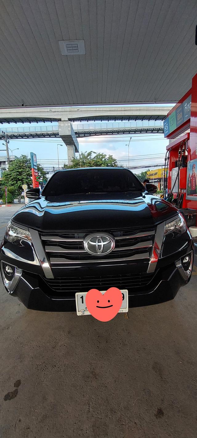 ขายรถfortuner สภาพนางฟ้า