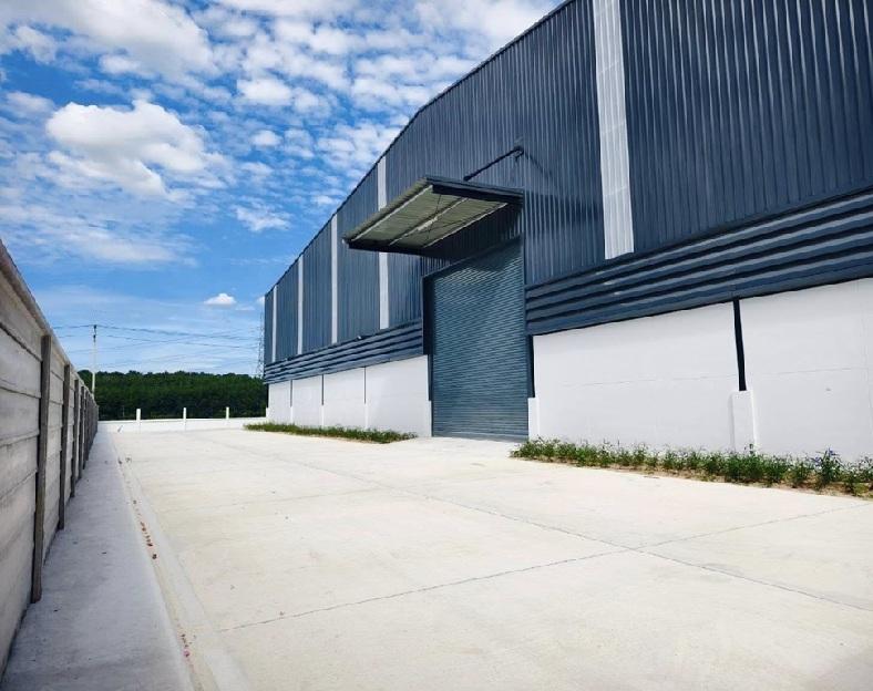 ให้เช่าโกดัง โรงงาน พร้อมสำนักงาน สร้างใหม่ / ทำเล นิคมพัฒนา จ.ระยอง / พื้นที่ 3144 ตารางเมตร