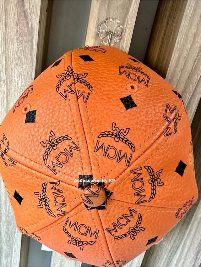 New !! MCM X NEW ERA CAP size 7(55.9)หนังแท้ถือว่าคุ้มมากกับราคาหมวกแบรนด์เนมใส่ได้อีกยาวๆ 4