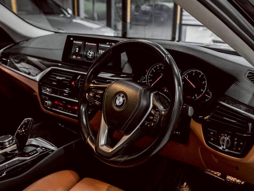 รหัสรถ 67GG7876 BMW 520d G30 Sport  2018 13