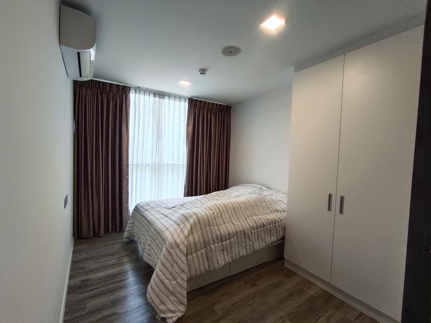 ให้เช่า คอนโดแอทโมซ แจ้งวัฒนะ 1ห้องนอน ครัวแยก วิวสระน้ำ+สวน ตกแต่งครบ พร้อมอยู่ เดินทางสะดวก 1