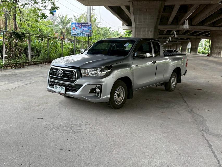 Toyota Revo 2.4j ZEdition Cab (เกียร์ธรรมดา) 9