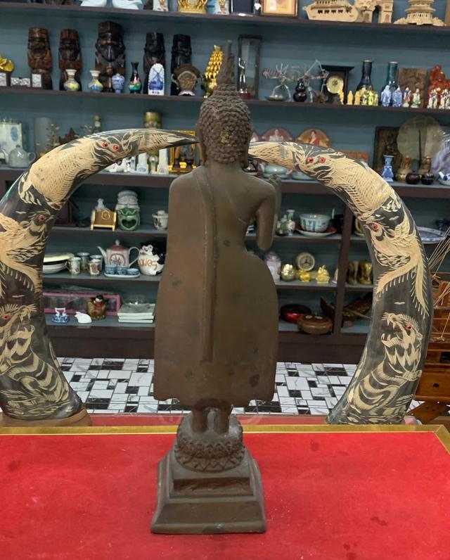 พระทองเหลืองเก่า 2