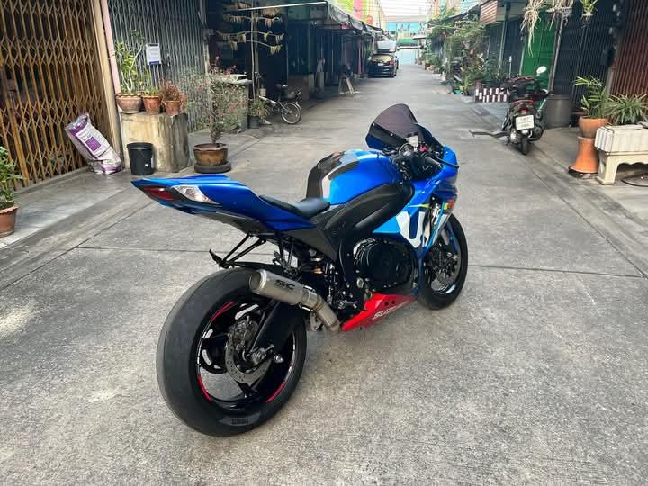 Suzuki GSX R1000 มือสองสภาพดี 10