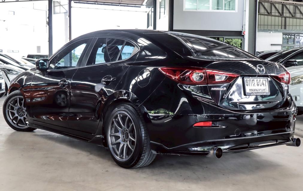 MAZDA 3 2.0S 4ประตู 13