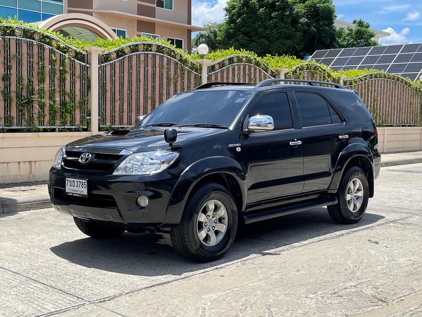TOYOTA FORTUNER 3.0 V 4WD ปี 2006 เกียร์AUTO รุ่นTOP*AIRBAGS/ABS/เบาะหนัง/ลายไม้/แอร์Autoดิจิตอล
