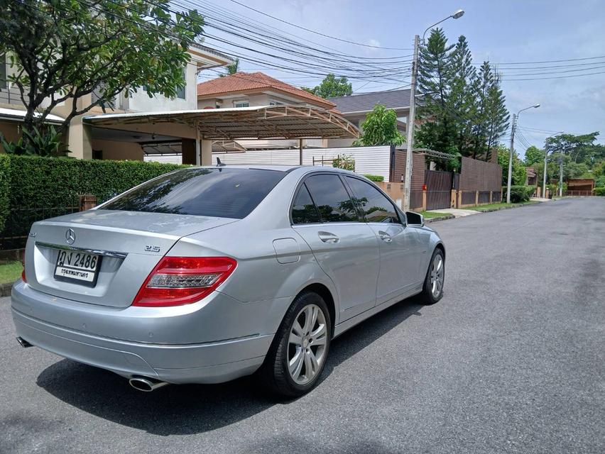 2009 Benz c230 at 2