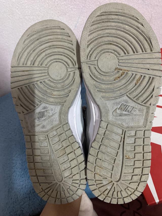 Nike dunk low  4