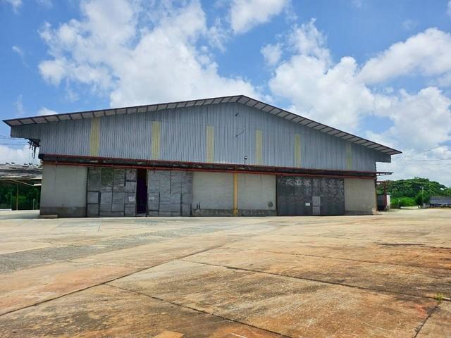 ให้เช่าโกดังโรงงาน พื้นที่สีเหลือง ห้วยโป่ง เมืองระยองพื้นที่ใช้สอย 4,215 ตรม.สามารถขอใบอนุญาตรง.4 ได้ 2