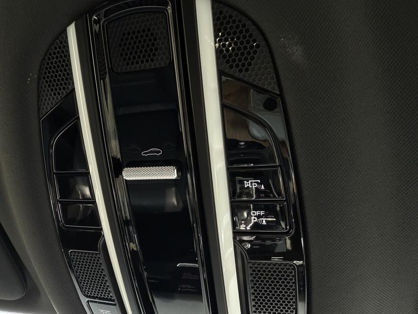 Porsche Cayenne E hybrid Coupe AAS ปี 2022 17