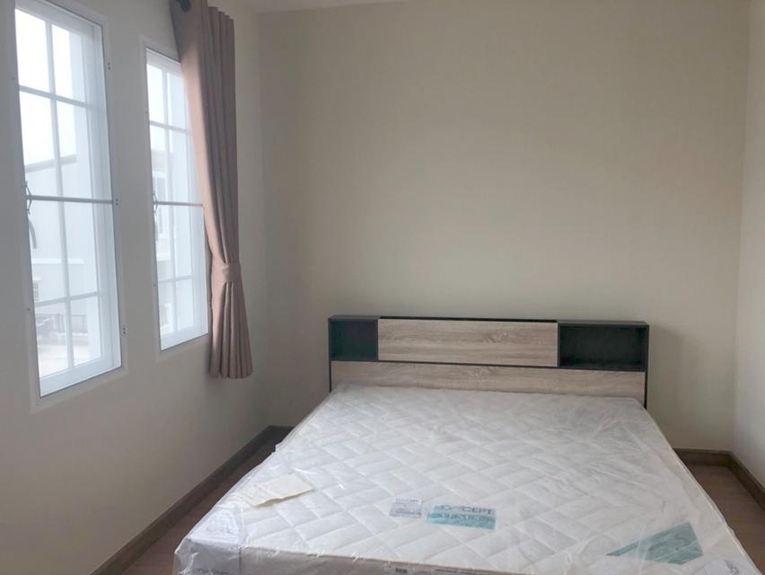 ให้เช่า บ้าน โกลเด้น ทาวน์ วิภาวดี แจ้งวัฒนะ 4 ห้องนอน 2 ห้องน้ำ 4