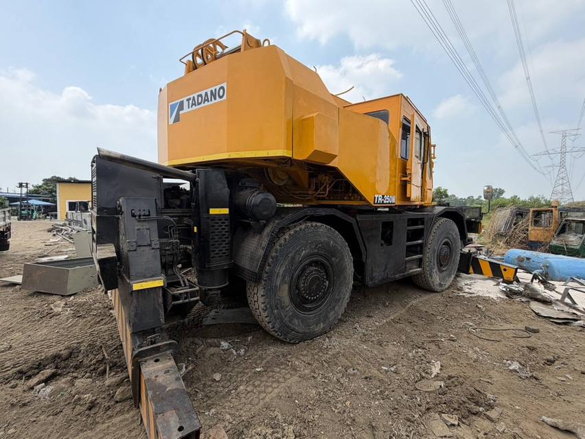 เครน Tadano(ทาดาโน) 25ตัน TR-250 M4 สภาพดีพร้อมใช้งานแอร์เย็น ราคา850,000 บาท สนใจสอบถามรายละเอียดได้ที่ 0982490937 คุณอ๊อฟ รูปที่ 2