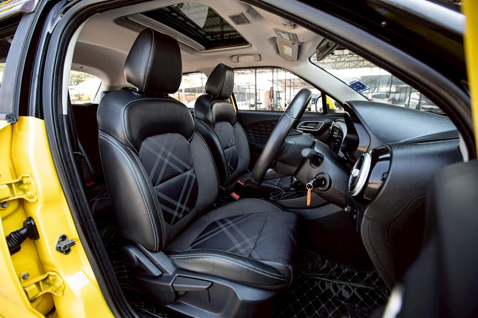 New MG 3 1.5X Sunloof ปี 2019 สีเหลือง มือเดียวป้ายแดง รูปที่ 11