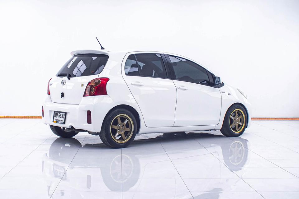 TOYOTA YARIS 1.5 J 2009  13