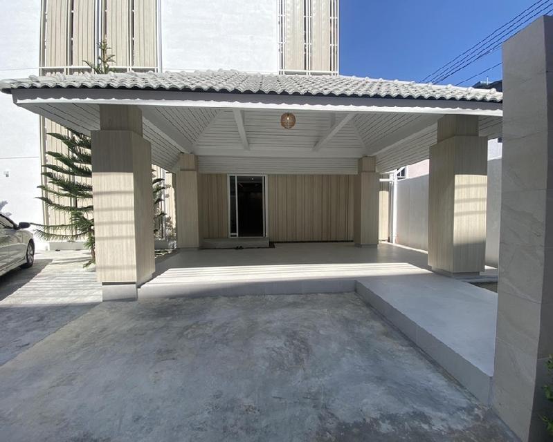 ให้เช่าอาคารสำนักงาน / Office / พื้นที่ ชั้น 1 เท่านั้น / ซอยปรีดีพนมยงค์ 14 สุขุมวิท 71 / อาคารพื้นที่ใช้สอย 500 ตารางเมตร 18